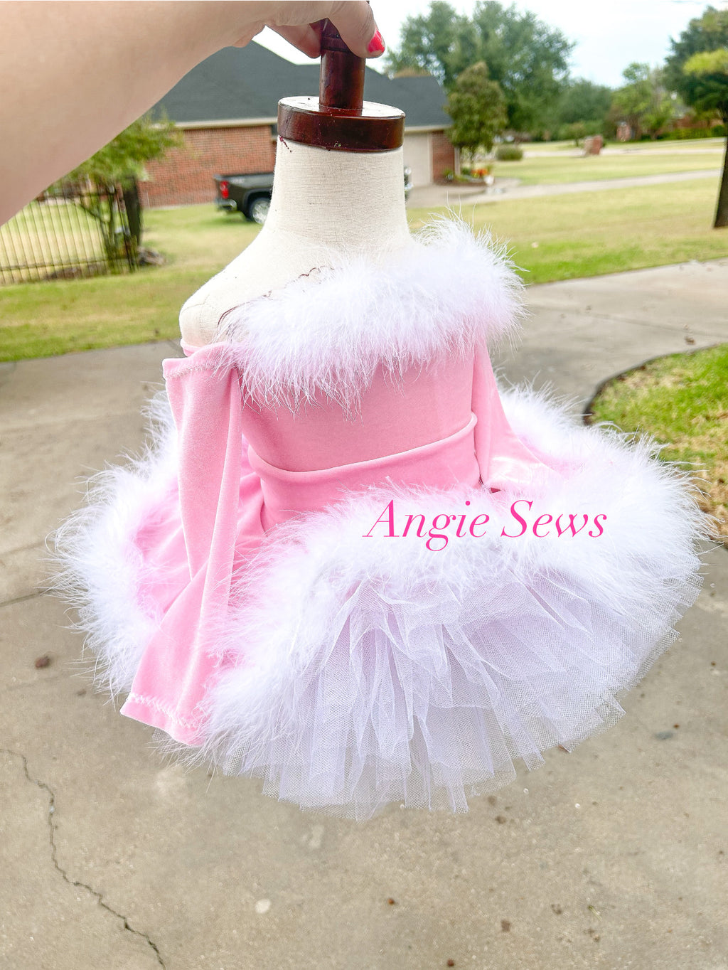 Santa Baby 🎅🏼 (Multiple Colors Available)