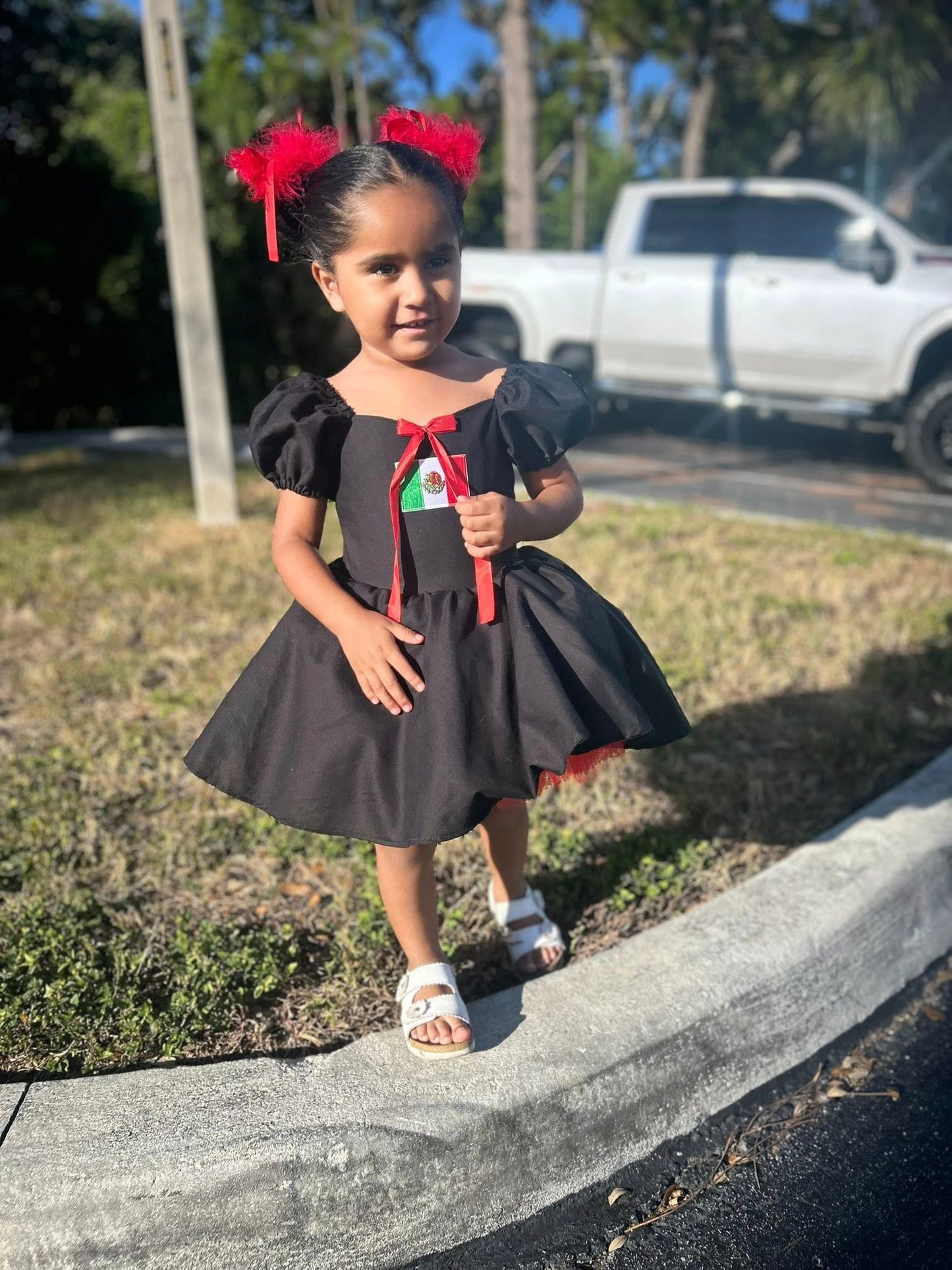 Little bows, big heritage 🎀🇲🇽