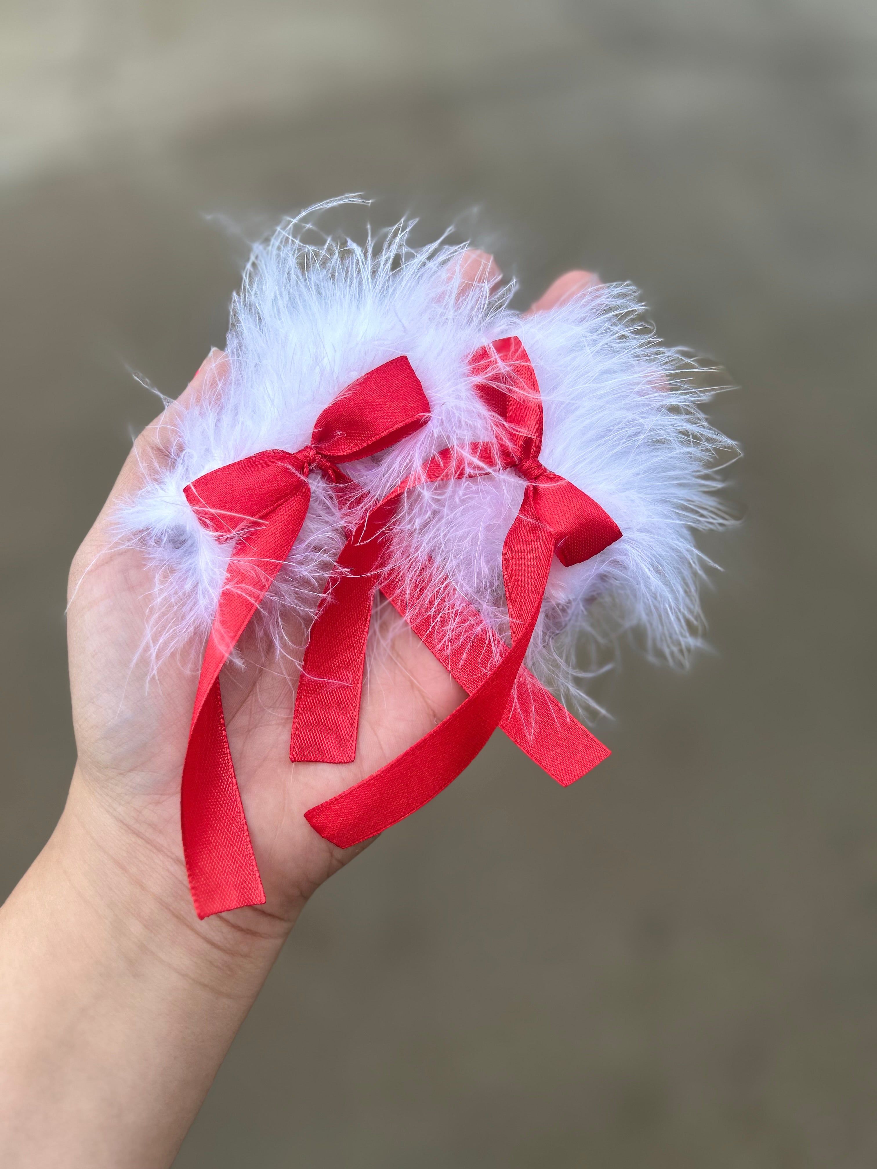 Fur Piggies w. coquette Bows (clips)
